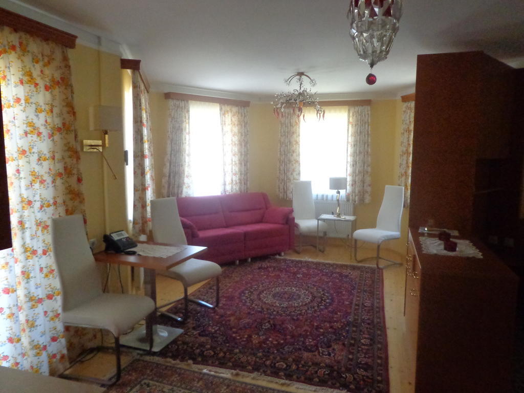 Hans Mauracher Schlössl Graz Zimmer foto